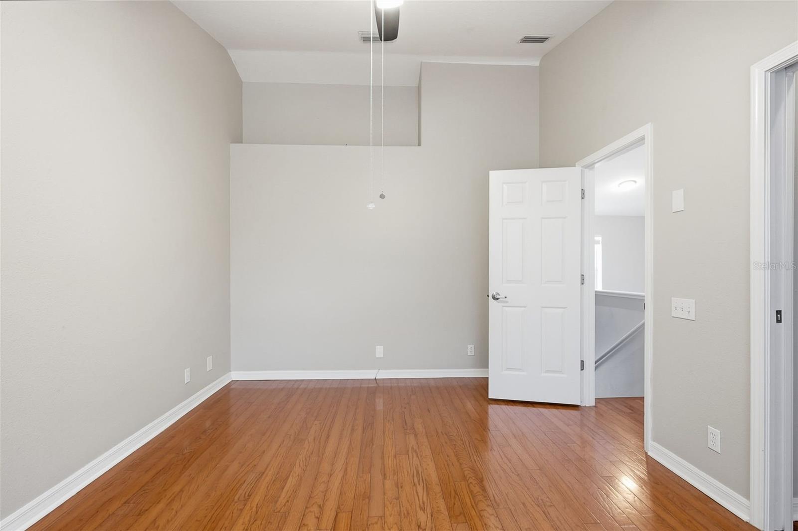 13157 THOROUGHBRED LOOP — photo 23