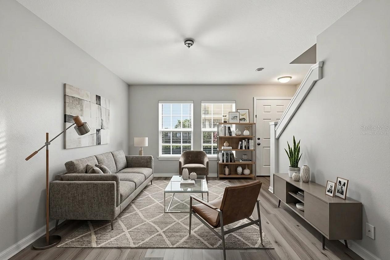 13157 THOROUGHBRED LOOP — photo 3