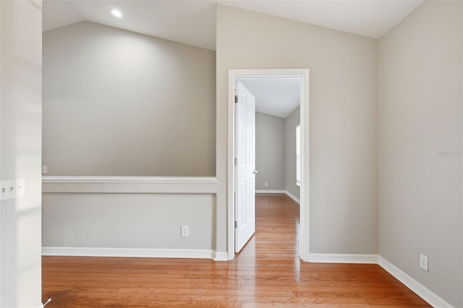 13157 THOROUGHBRED LOOP — photo 26