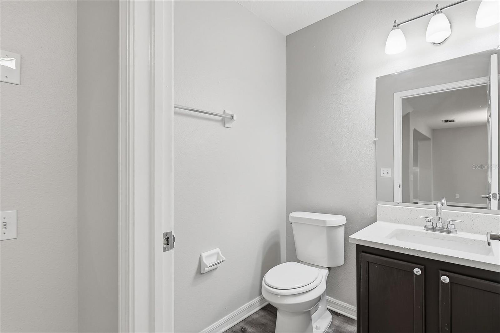 13157 THOROUGHBRED LOOP — photo 31