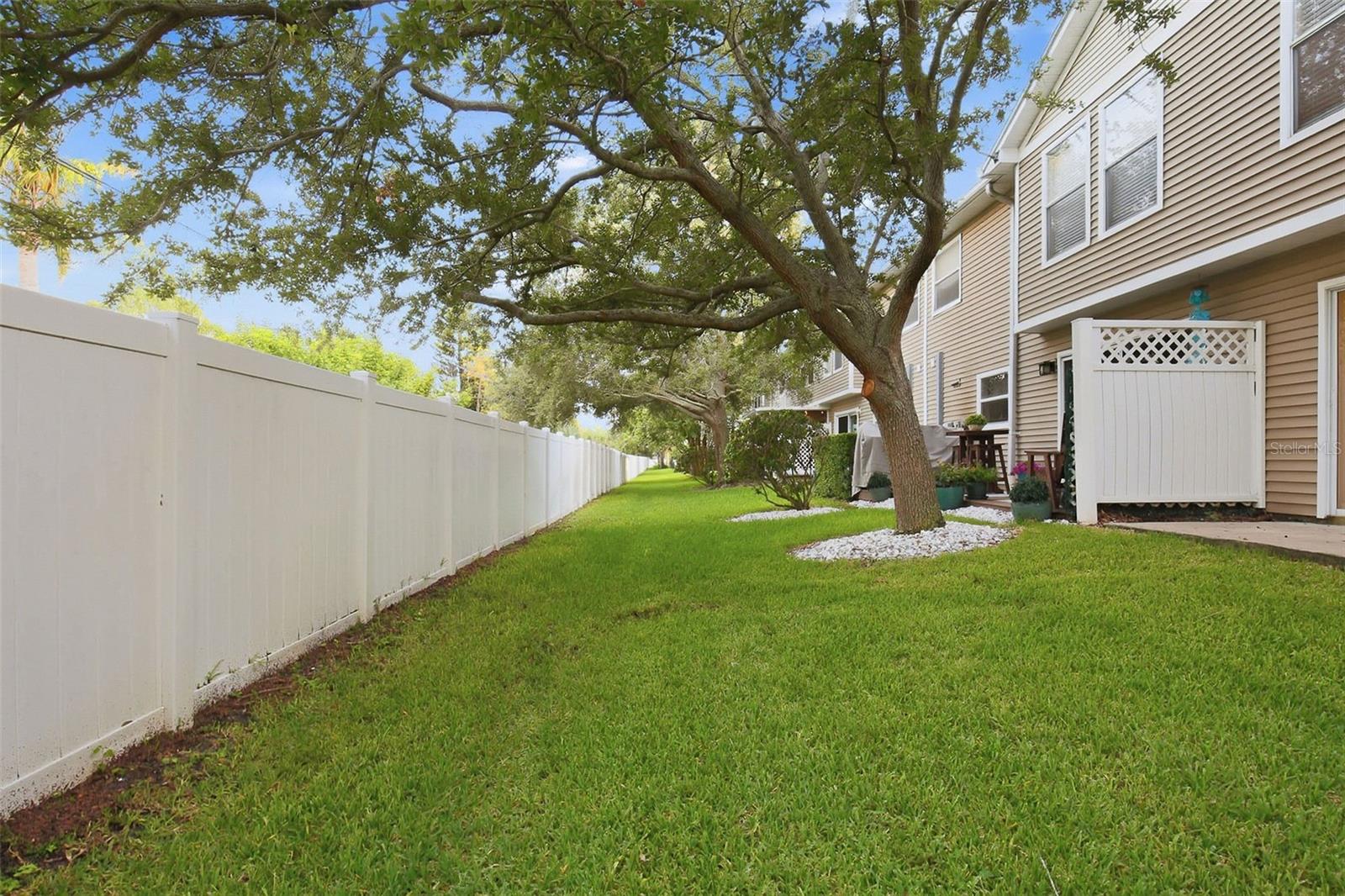 13157 THOROUGHBRED LOOP — photo 37