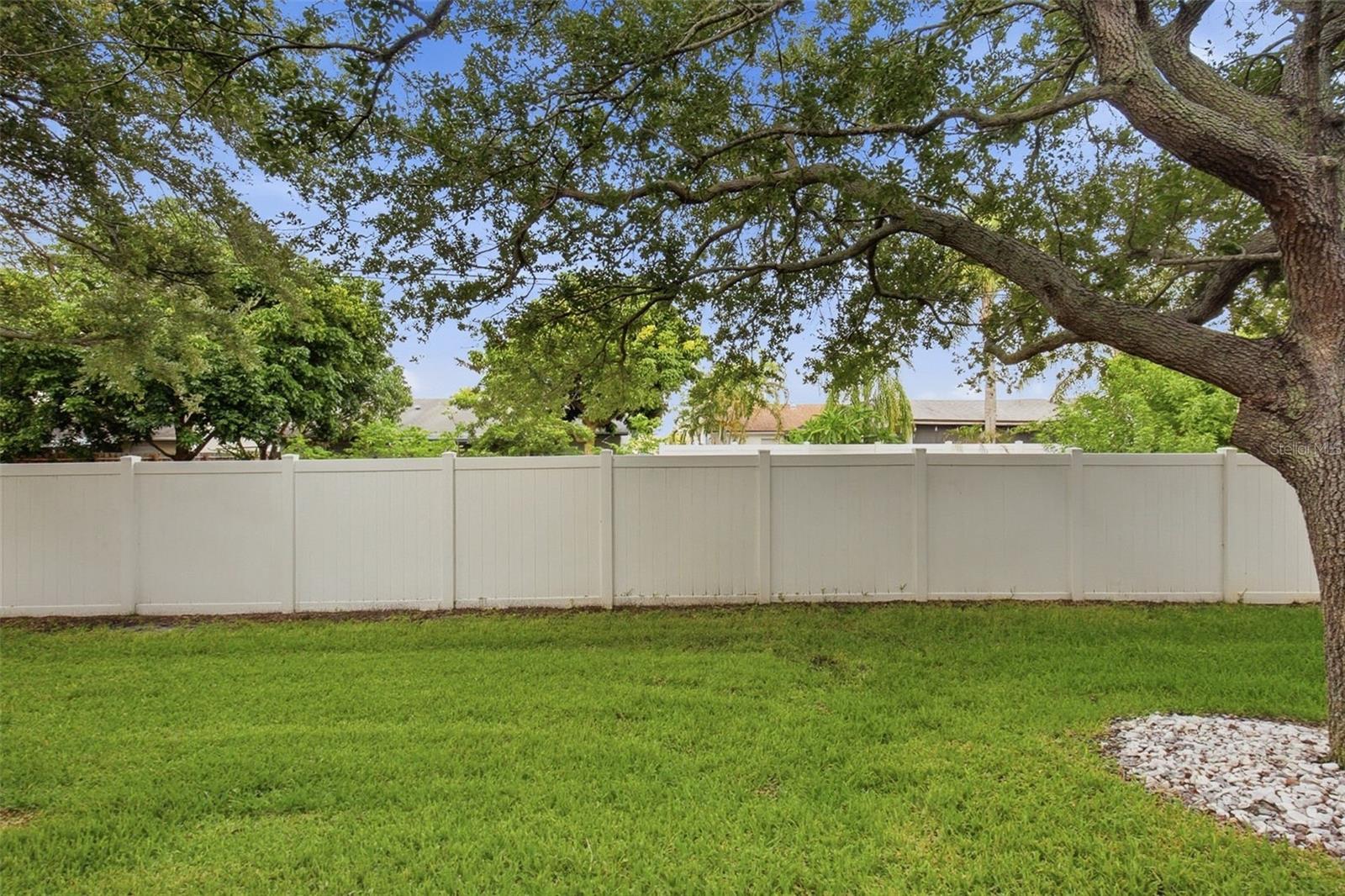 13157 THOROUGHBRED LOOP — photo 35