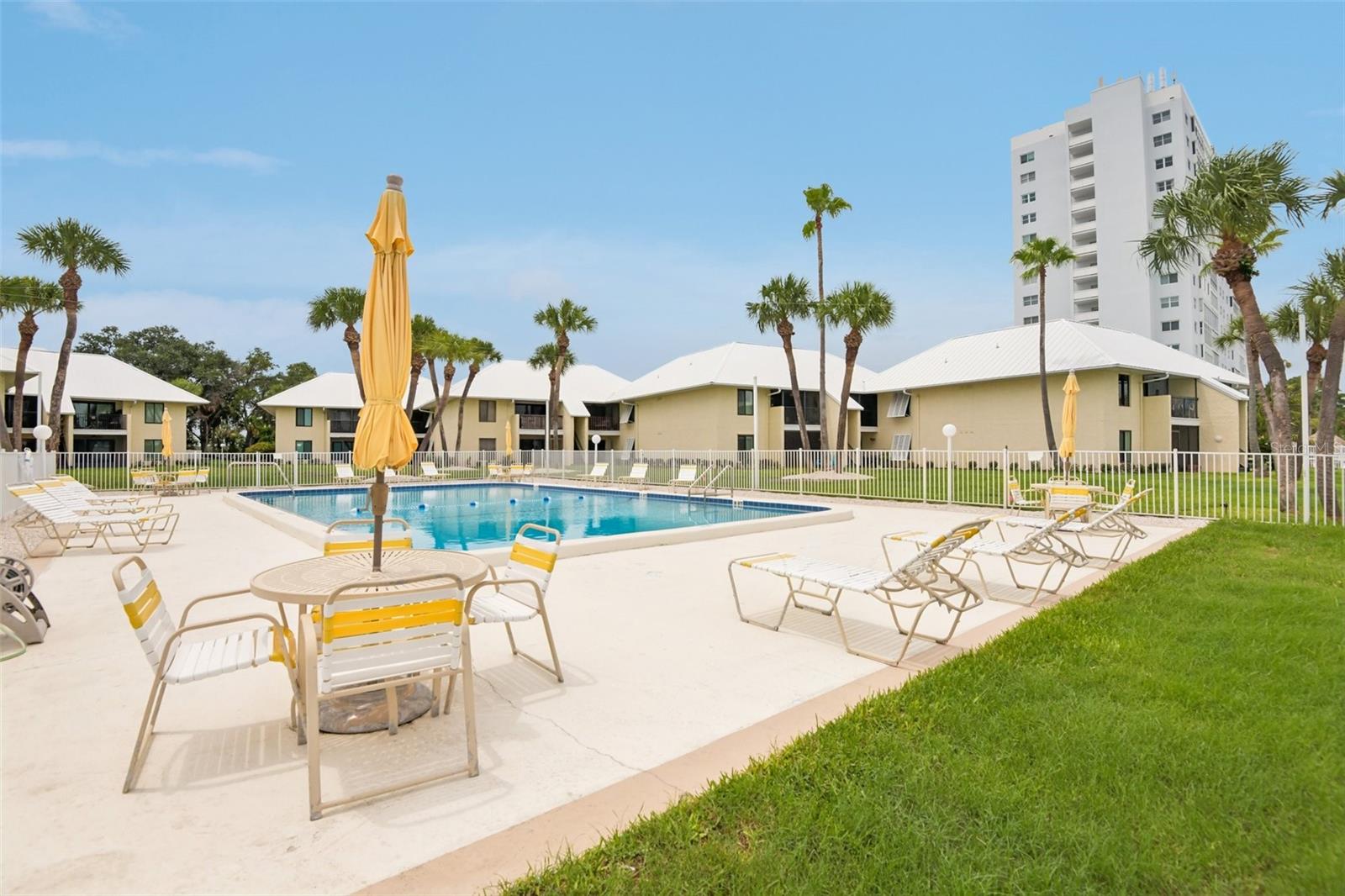 7300 SUNSHINE SKYWAY LN #206 — photo 26