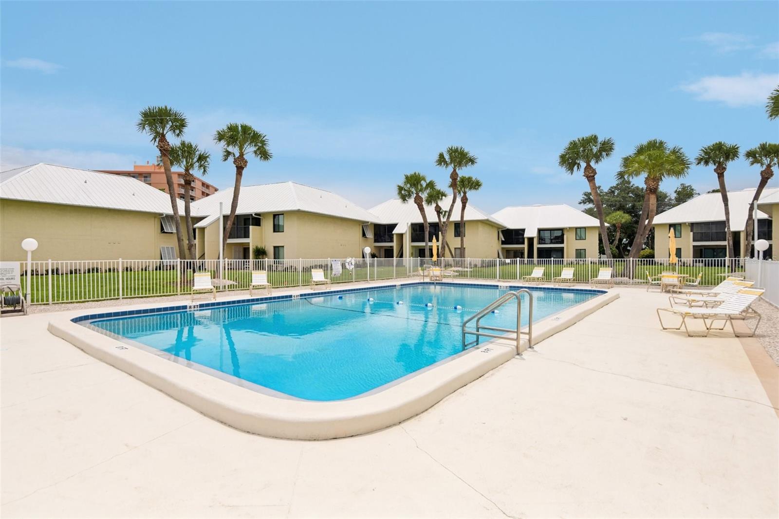 7300 SUNSHINE SKYWAY LN #206 — photo 25