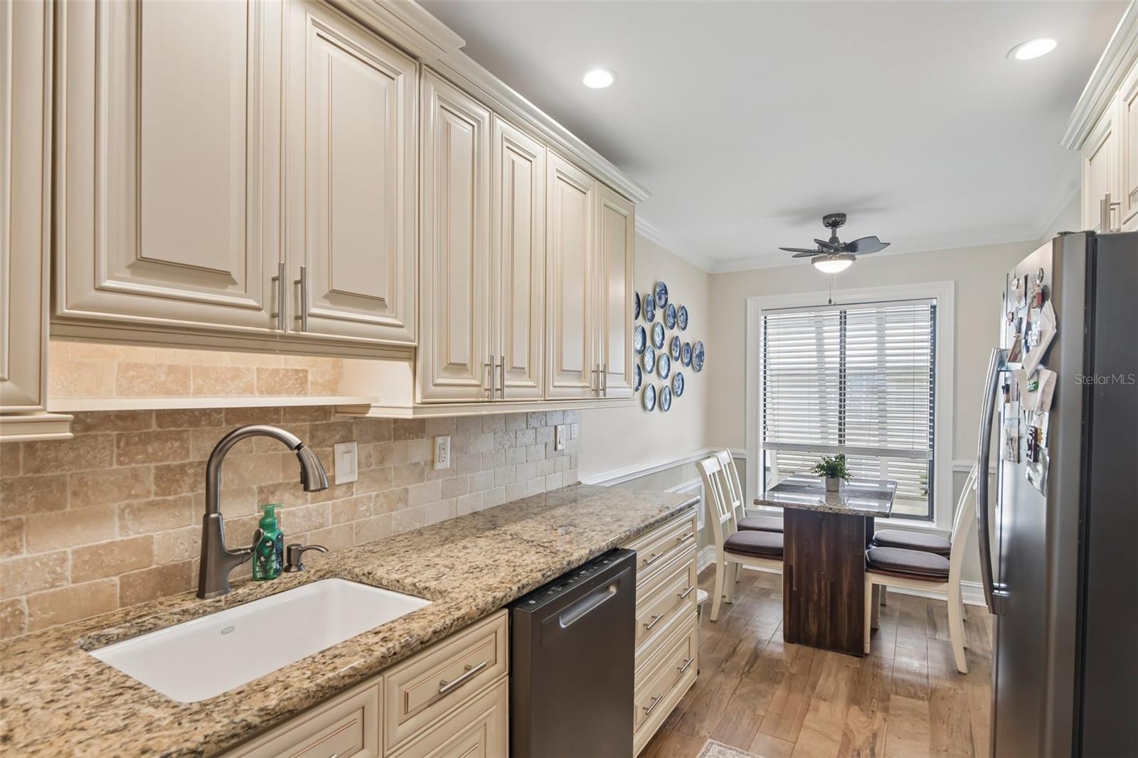 7300 SUNSHINE SKYWAY LN #206 — photo 7