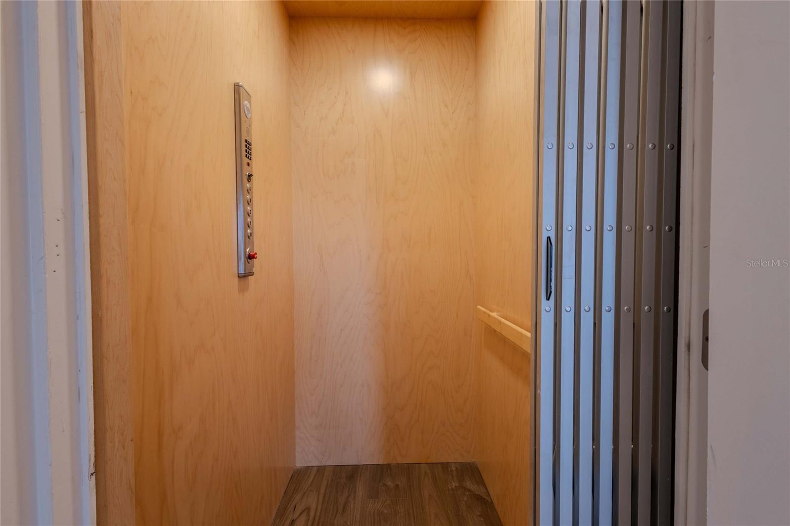 3023 BERMUDA SLOOP CIRCLE — photo 45