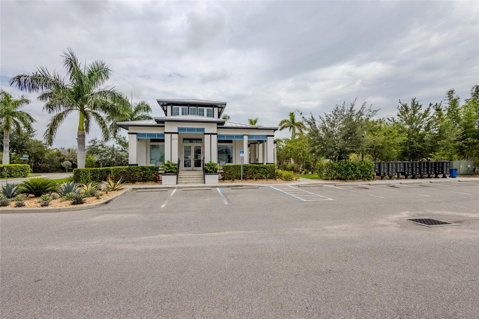 3023 BERMUDA SLOOP CIRCLE — photo 55