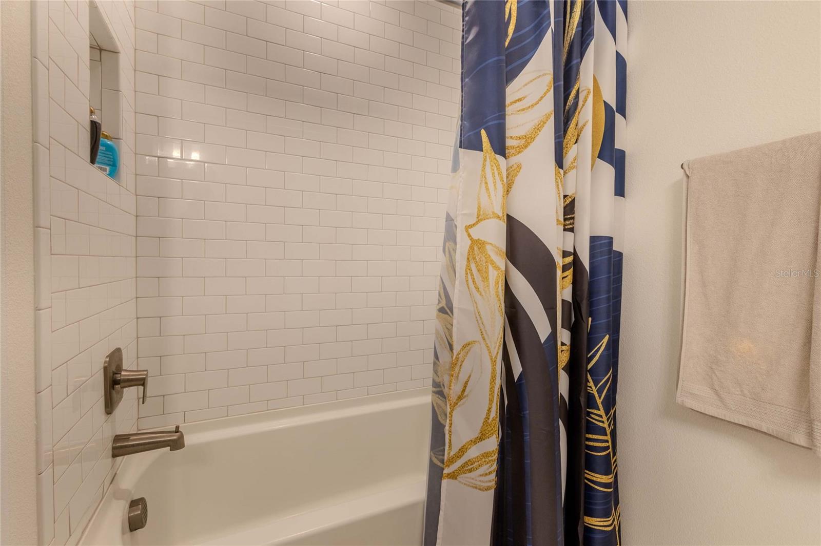 3023 BERMUDA SLOOP CIRCLE — photo 36