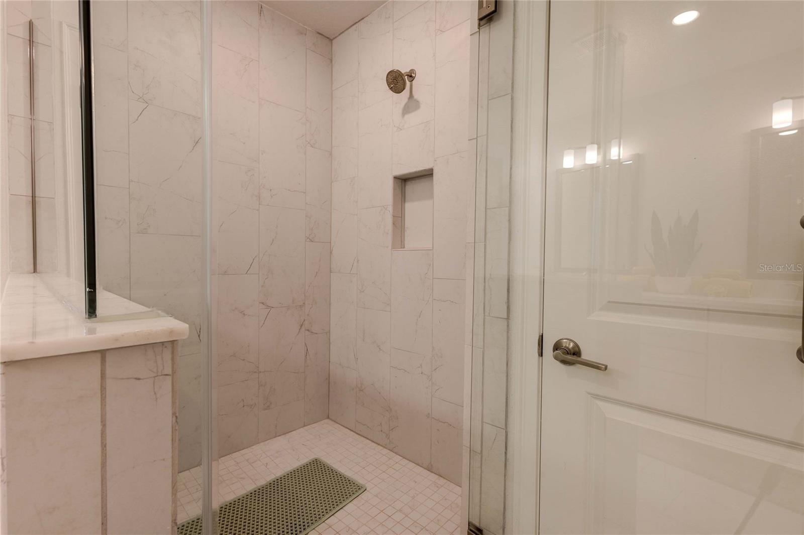 3023 BERMUDA SLOOP CIRCLE — photo 31