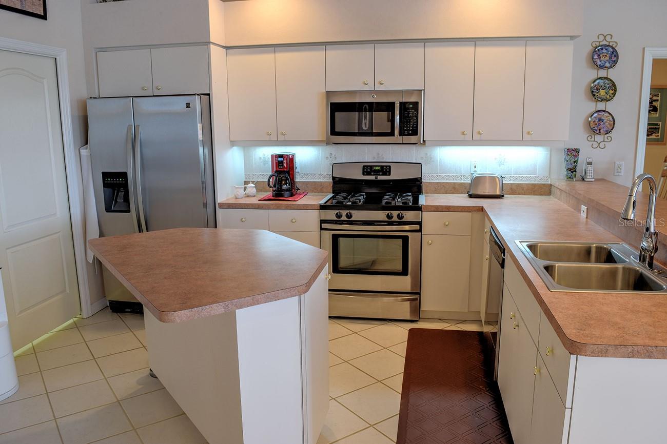 5113 FAR OAK CIR — photo 7
