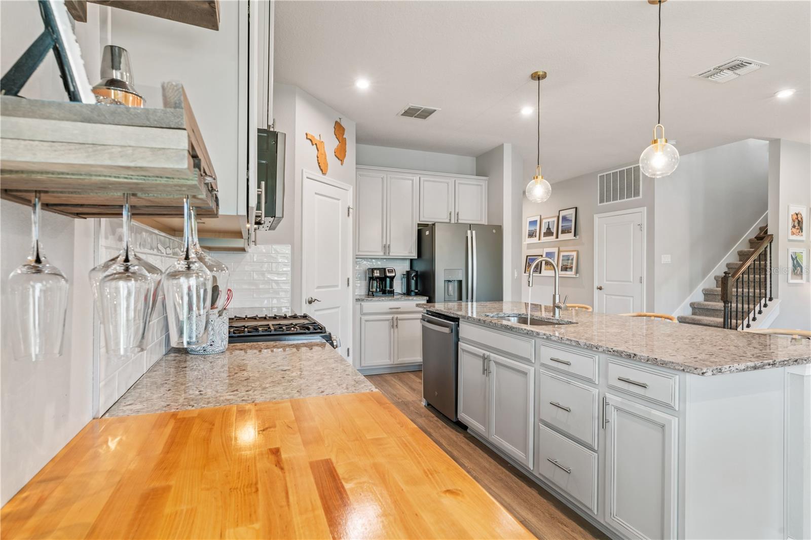 2443 PORTICO ST — photo 11