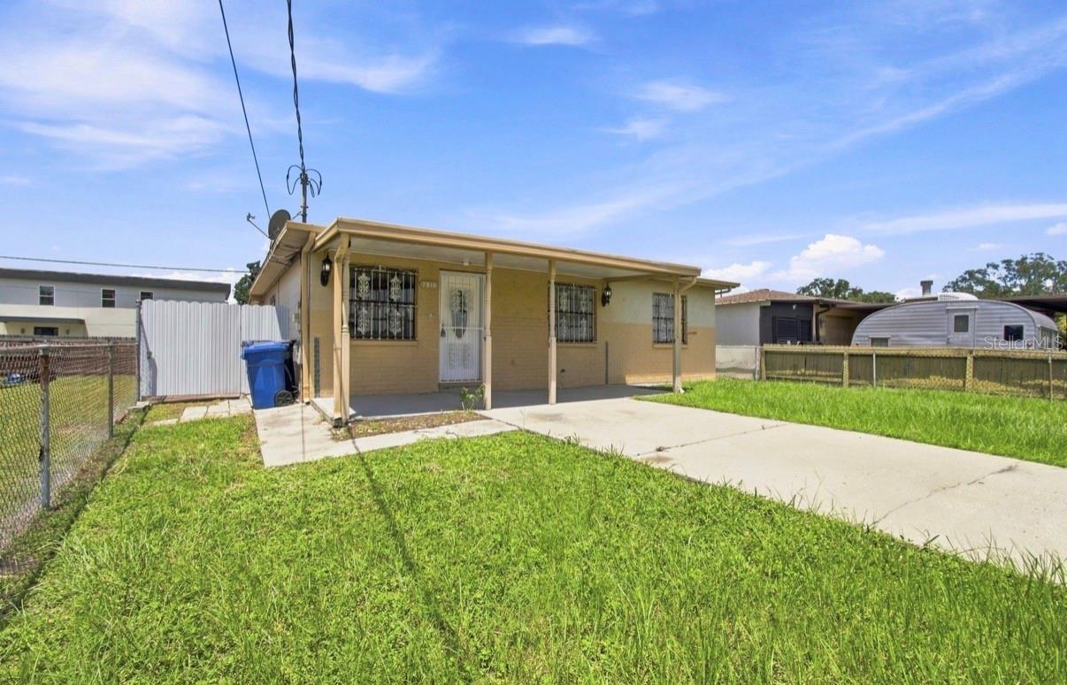 7516 N CORTEZ ST — photo 49