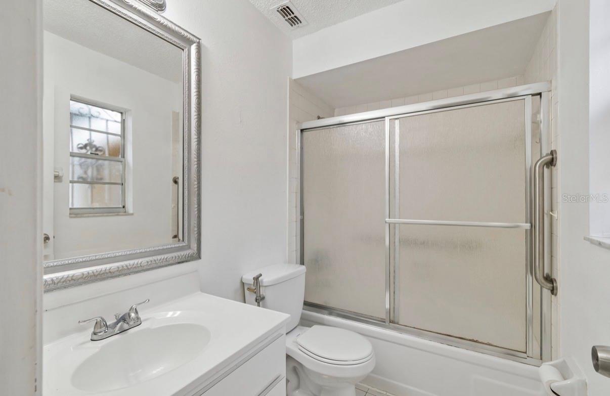 7516 N CORTEZ ST — photo 17