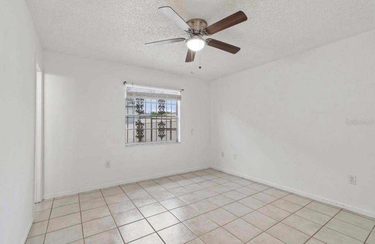 7516 N CORTEZ ST — photo 14