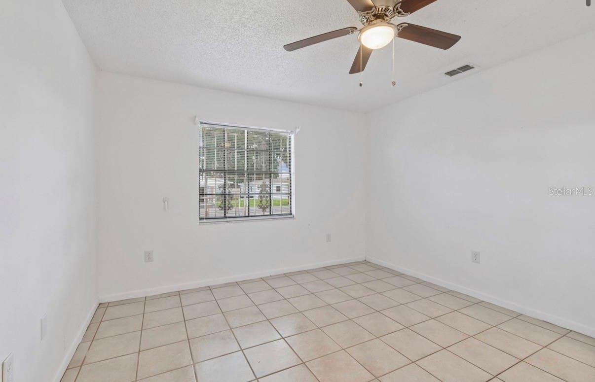 7516 N CORTEZ ST — photo 28