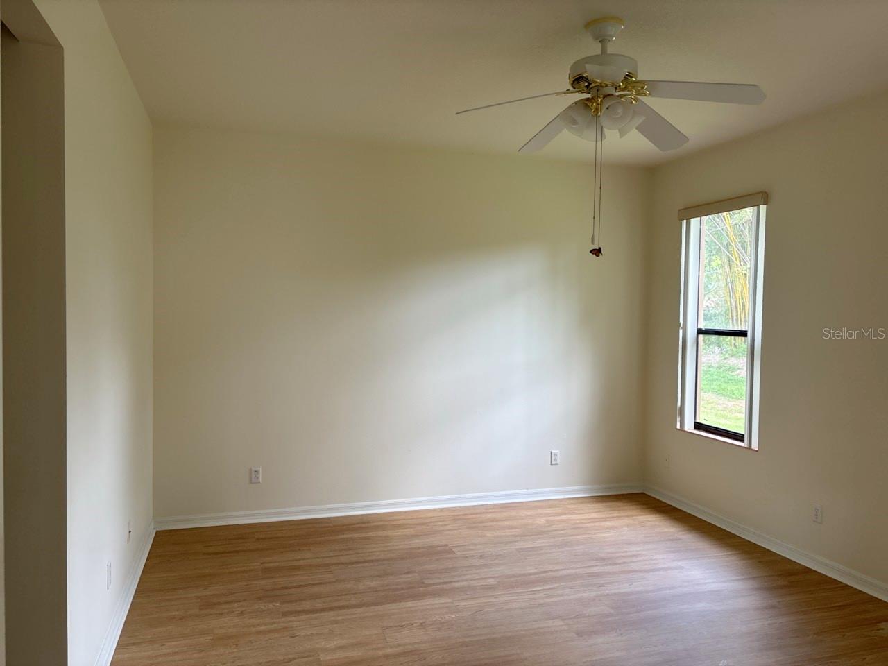 229 SHELL FALLS DR — photo 17