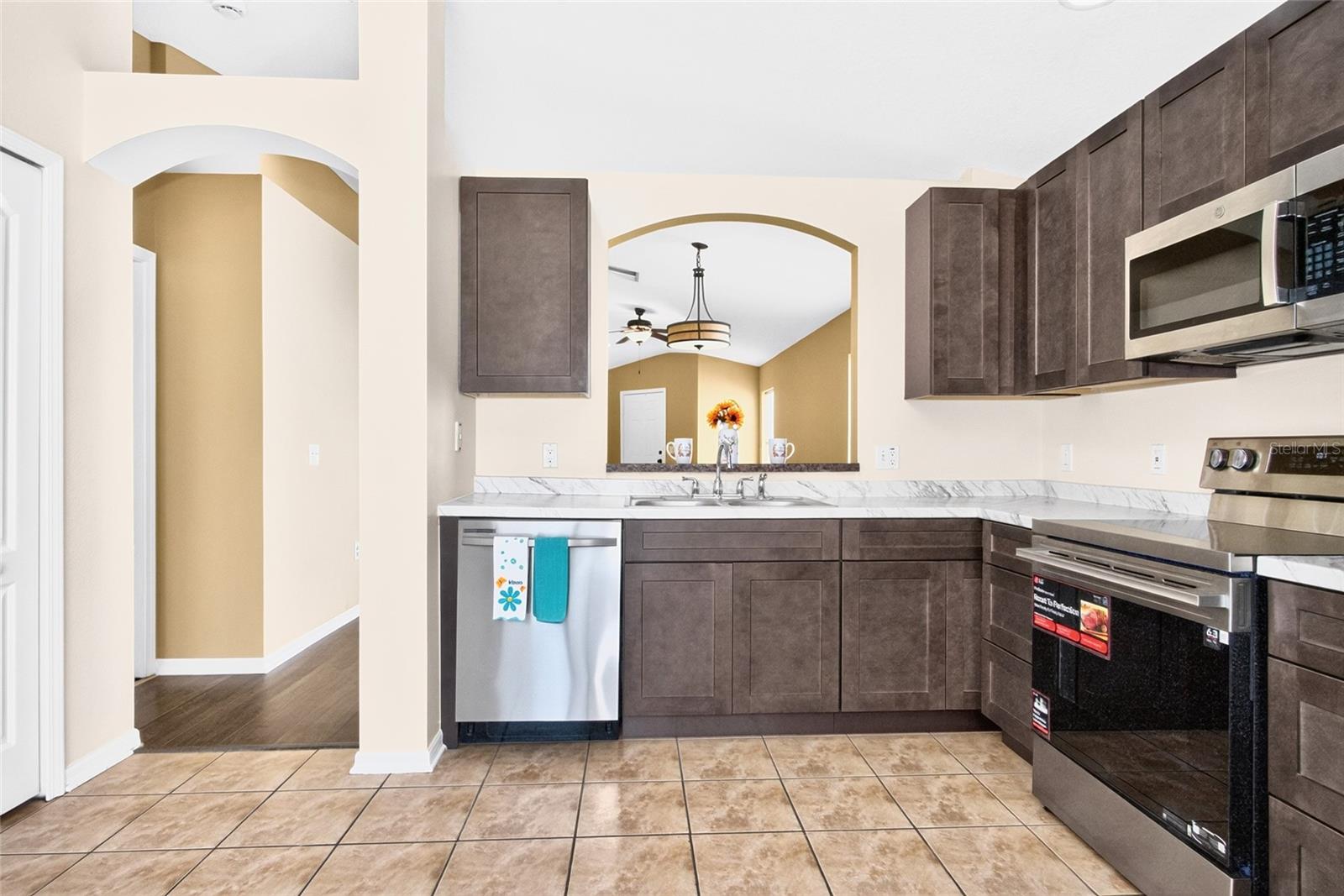 12629 EVINGTON POINT DR — photo 11