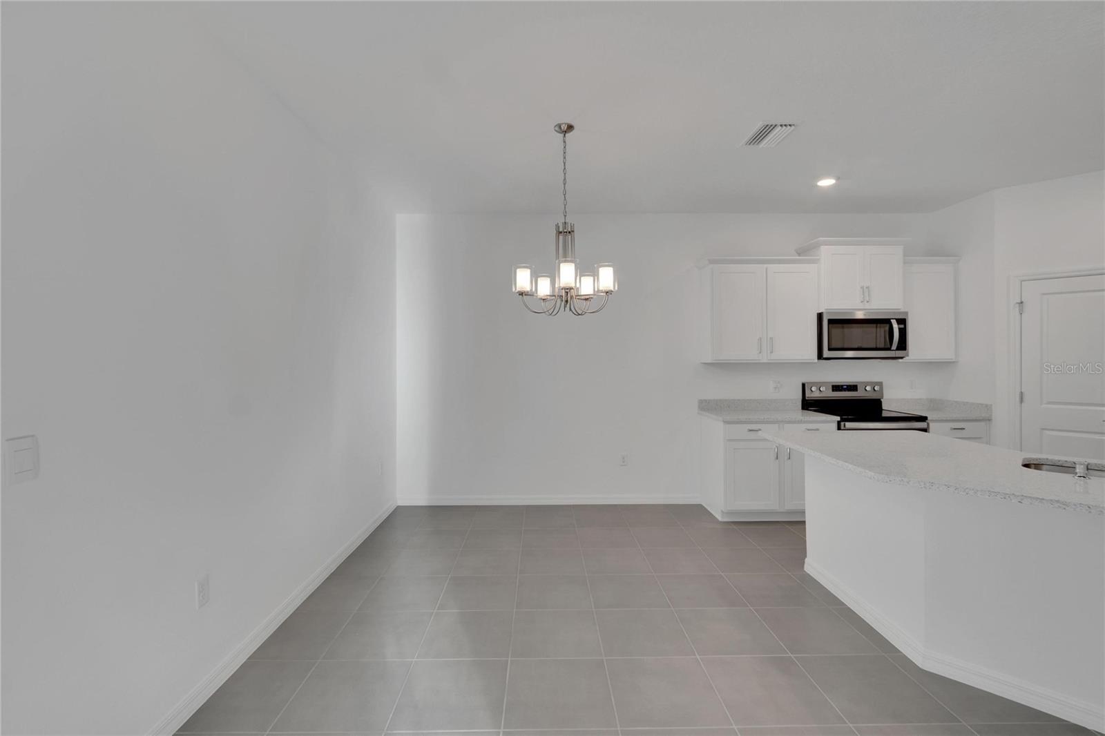 3329 SHADY SUNRISE LOOP — photo 15