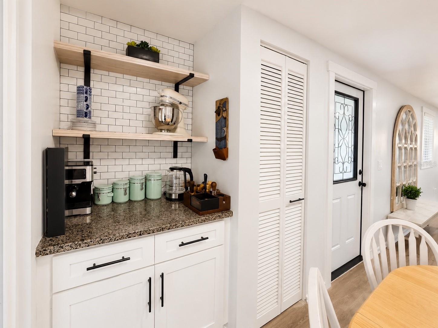 5117 N TALIAFERRO AVE — photo 10