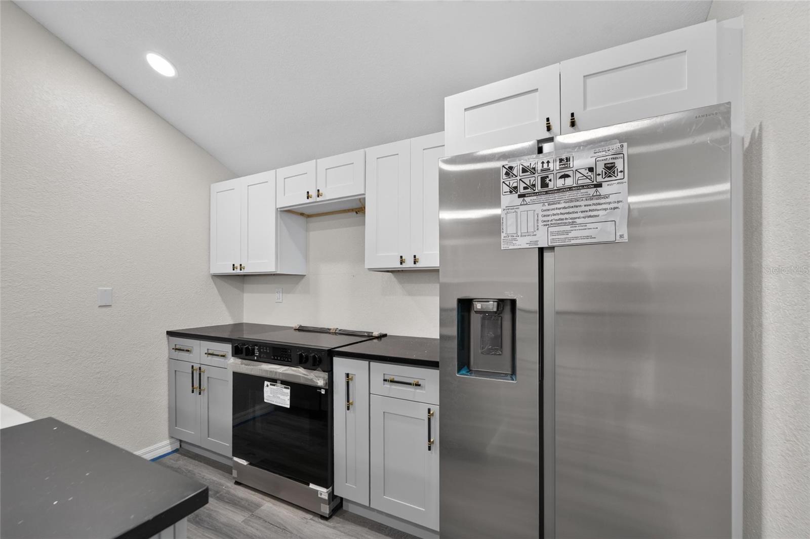 8809 DYER RD — photo 21
