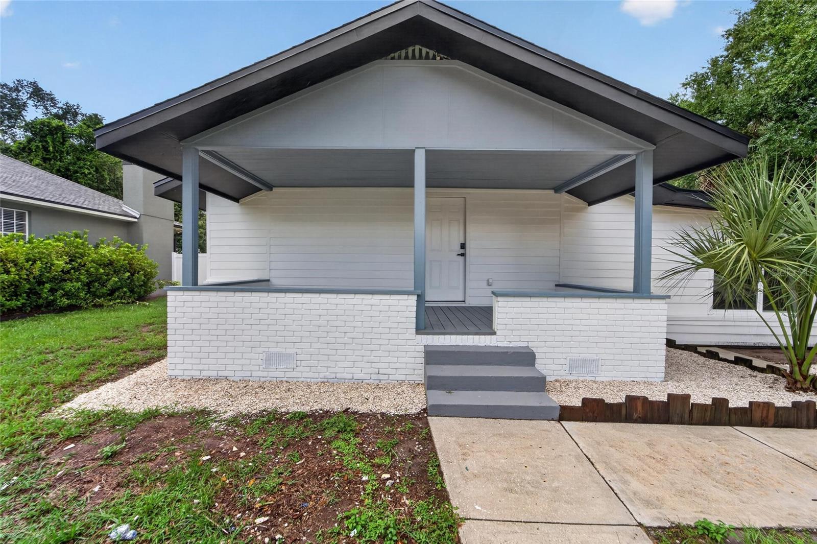 8809 DYER RD — photo 5