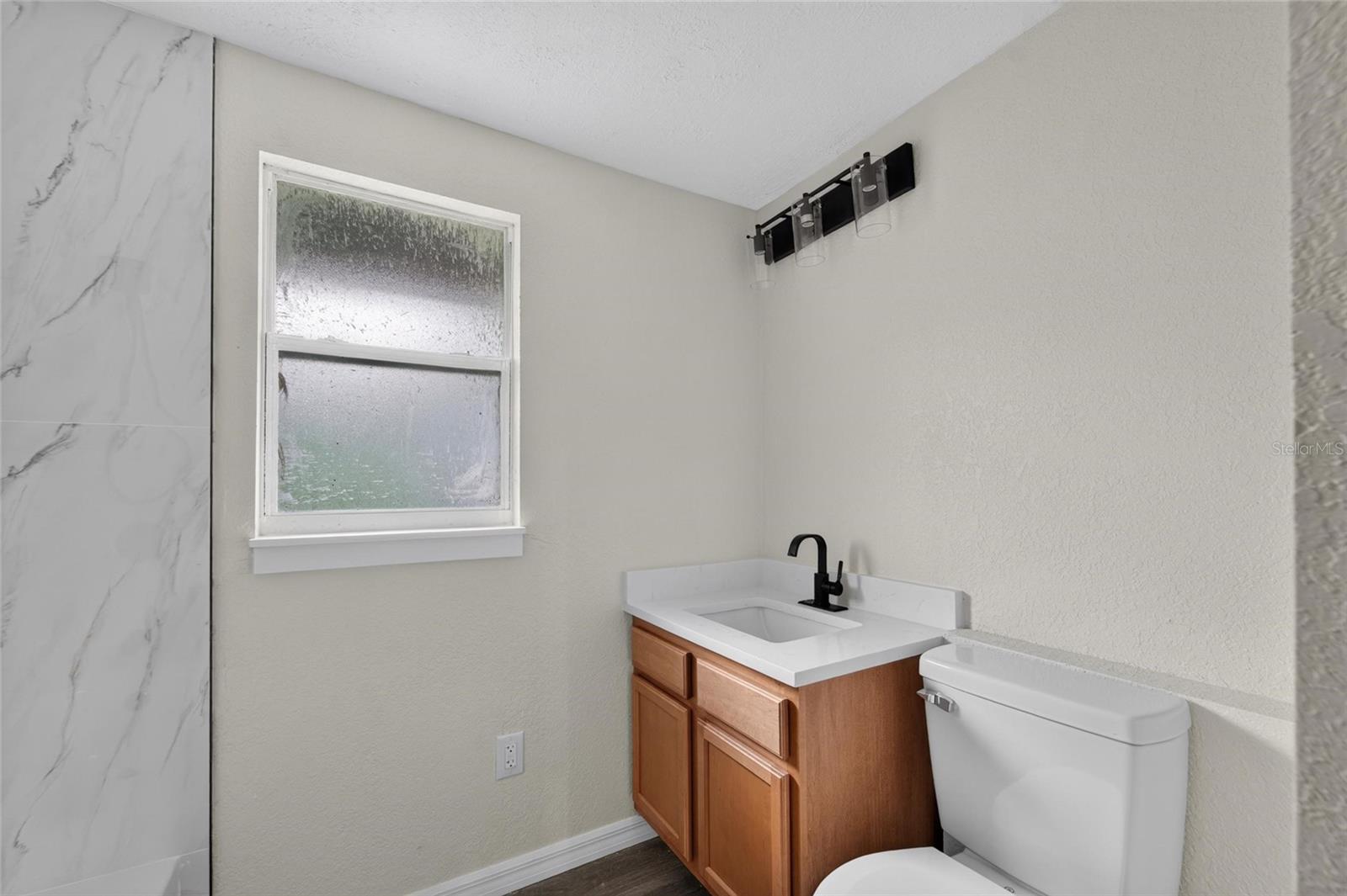 8809 DYER RD — photo 42