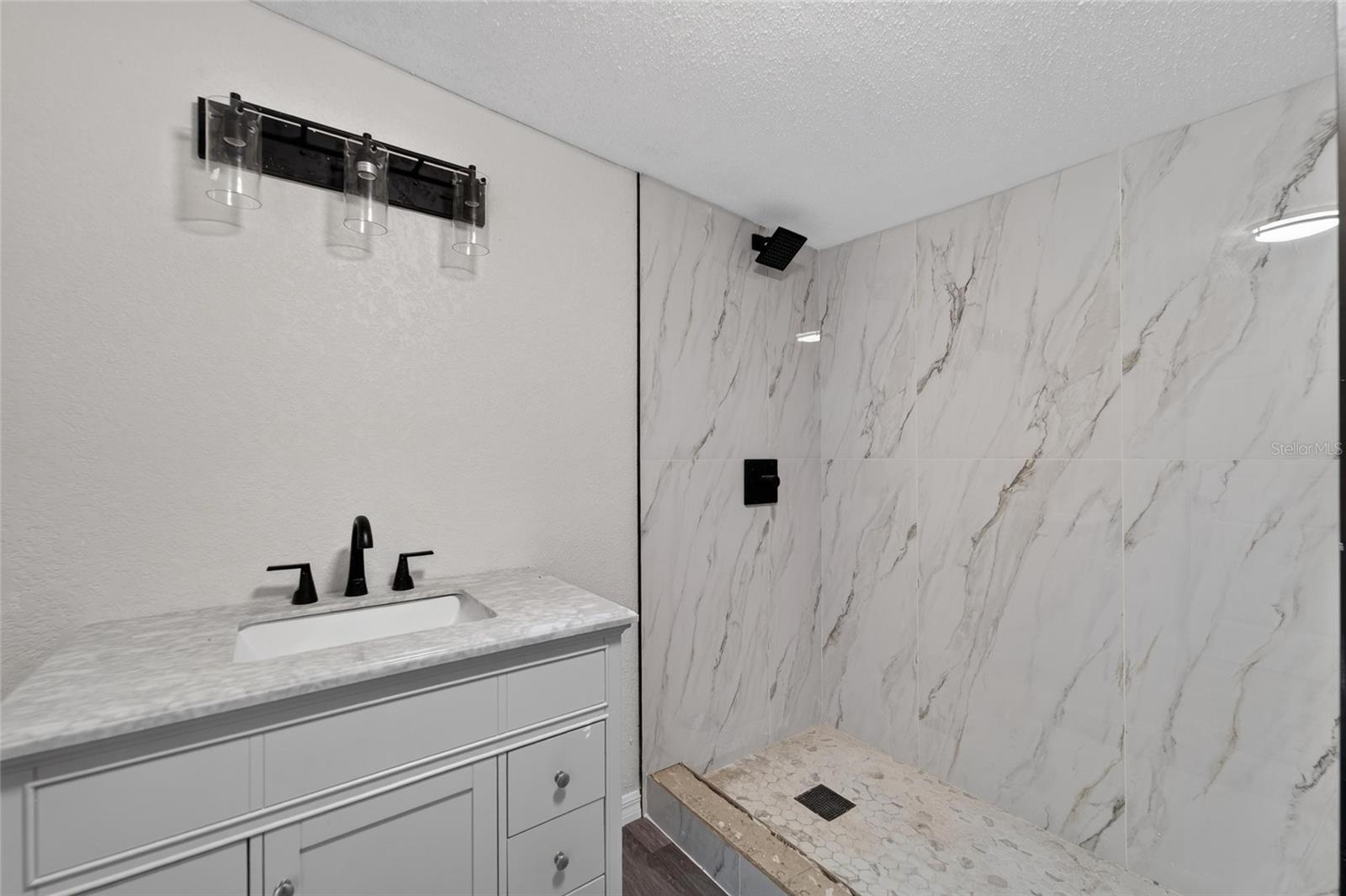 8809 DYER RD — photo 33