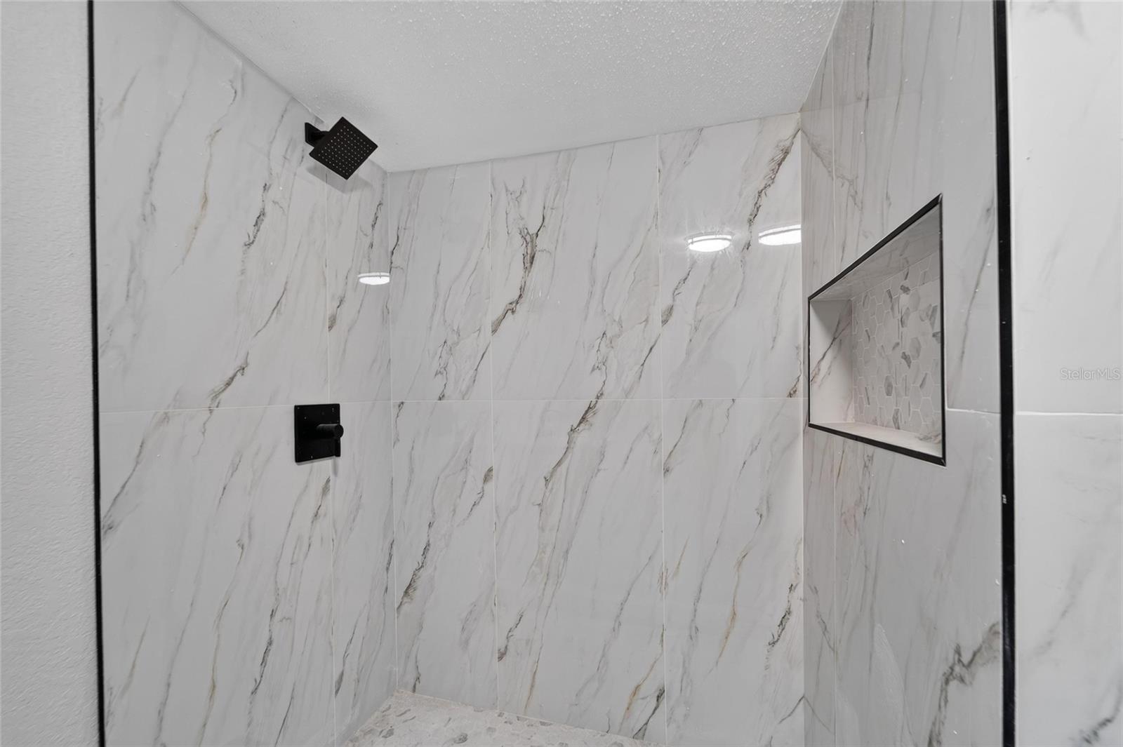 8809 DYER RD — photo 34