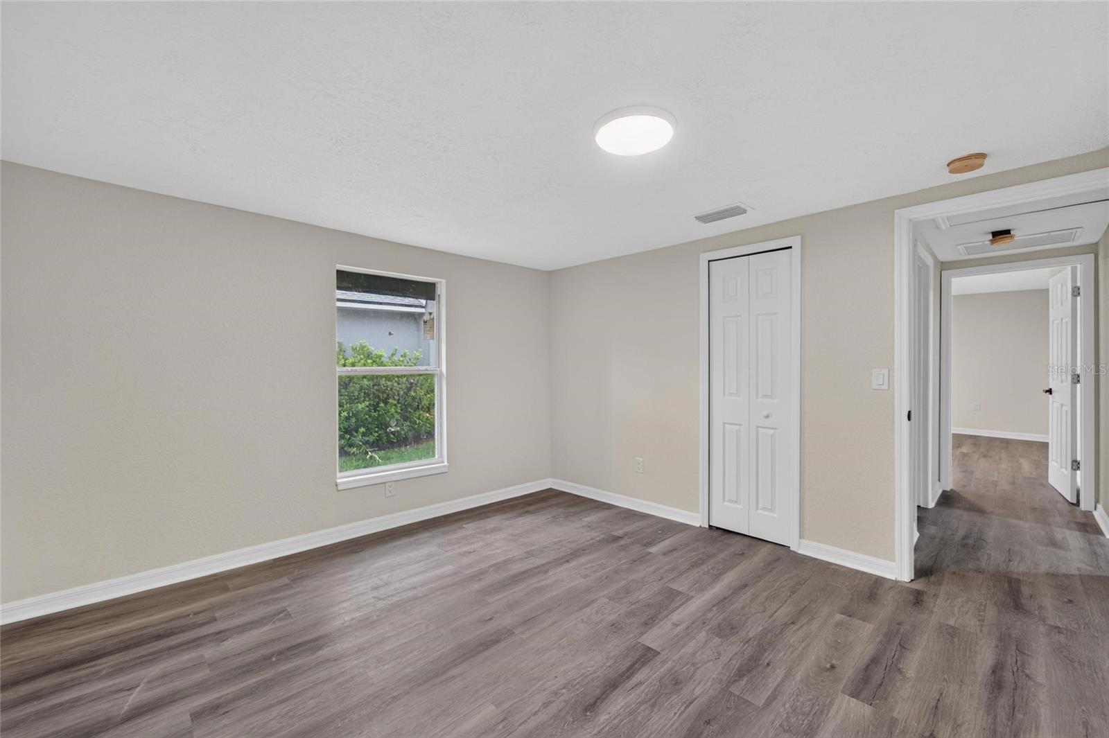 8809 DYER RD — photo 39