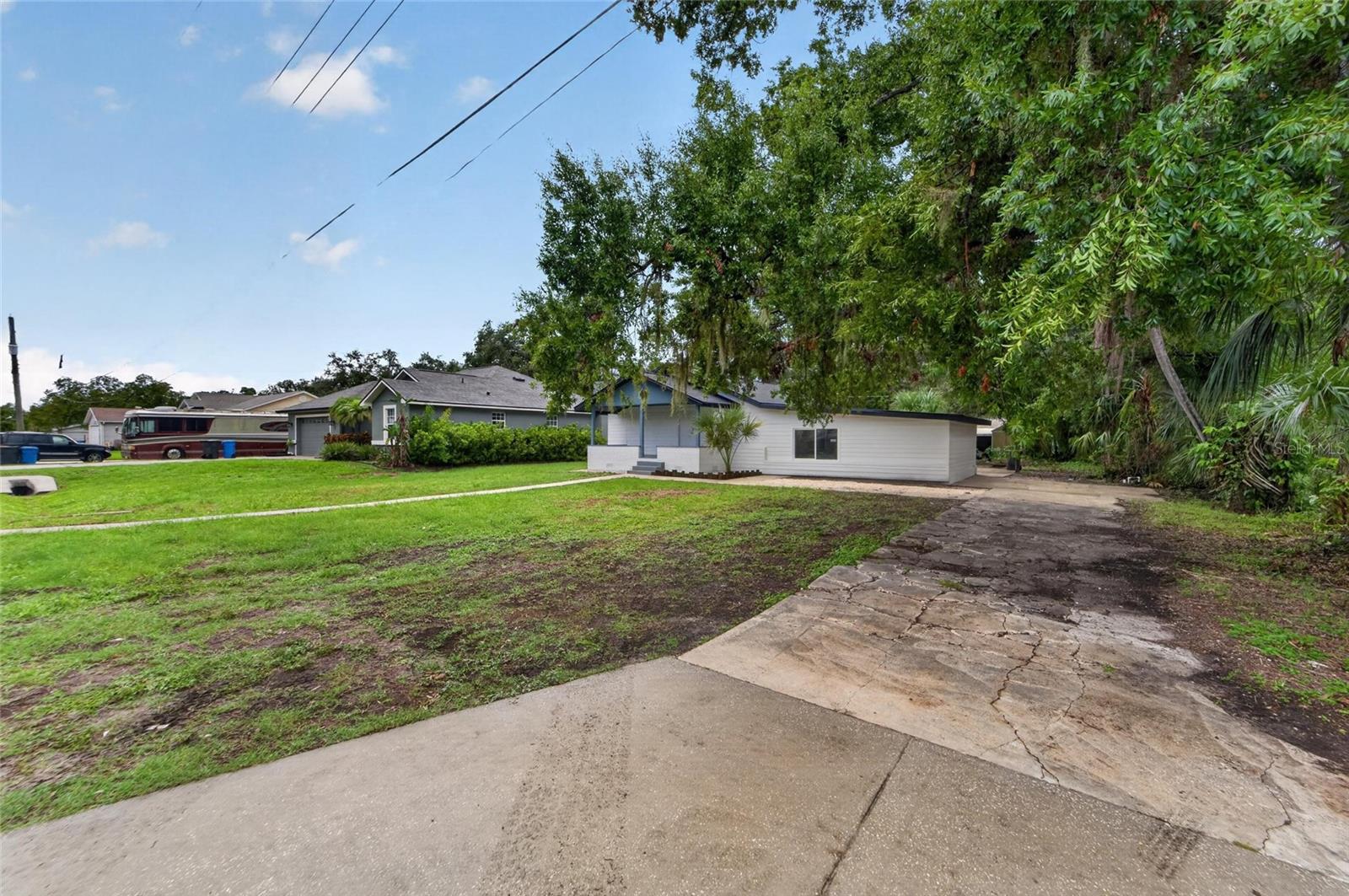 8809 DYER RD — photo 47