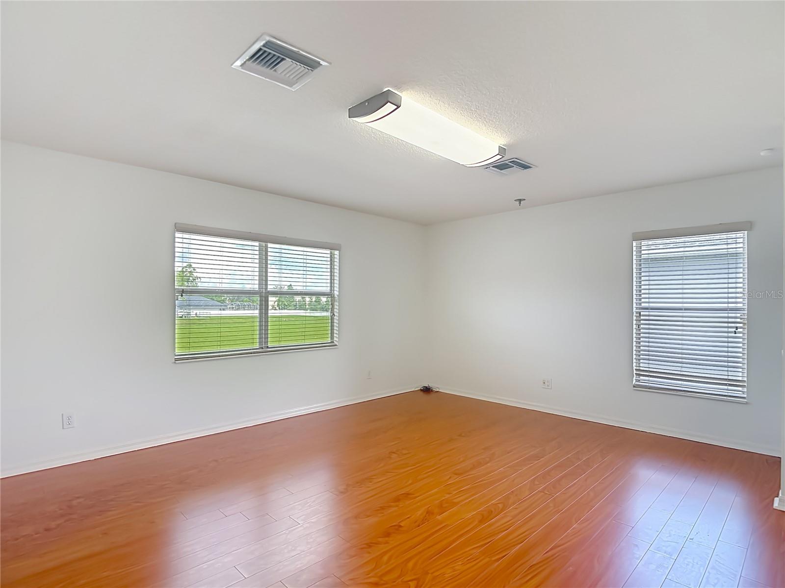 220 RONJA LN — photo 49