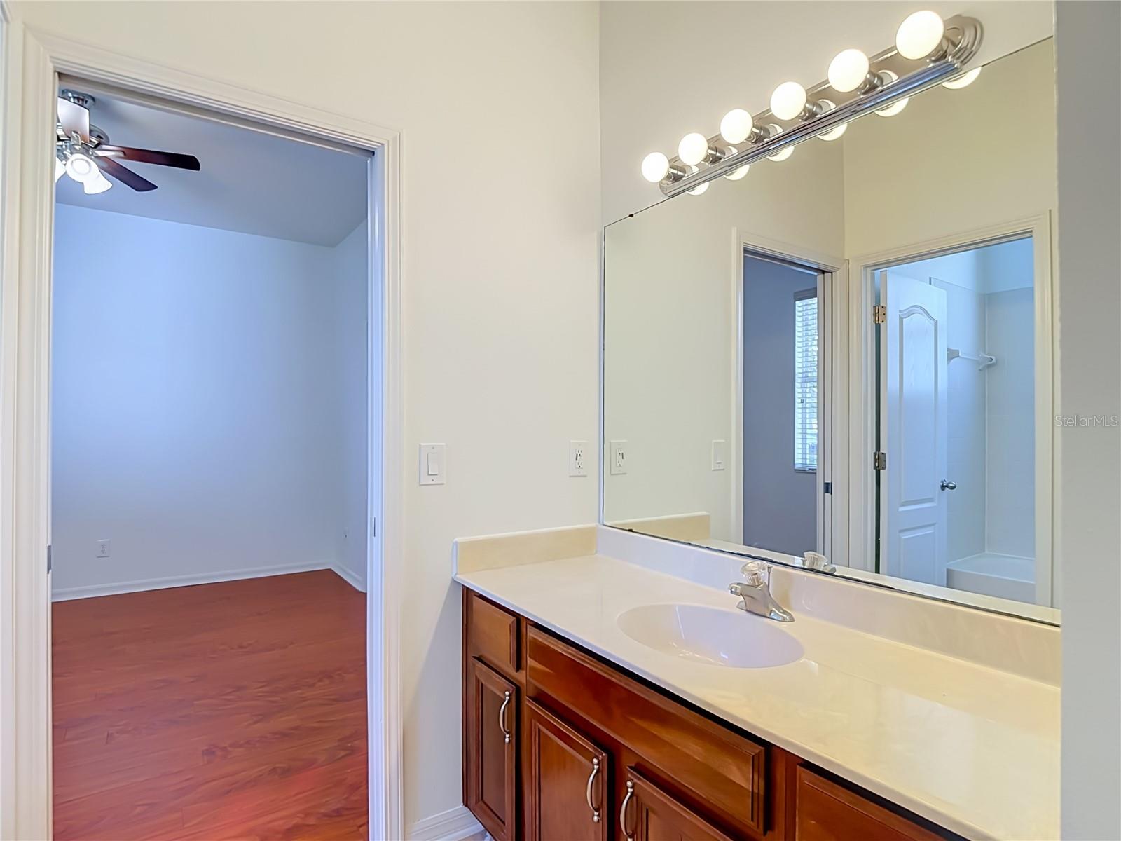 220 RONJA LN — photo 43