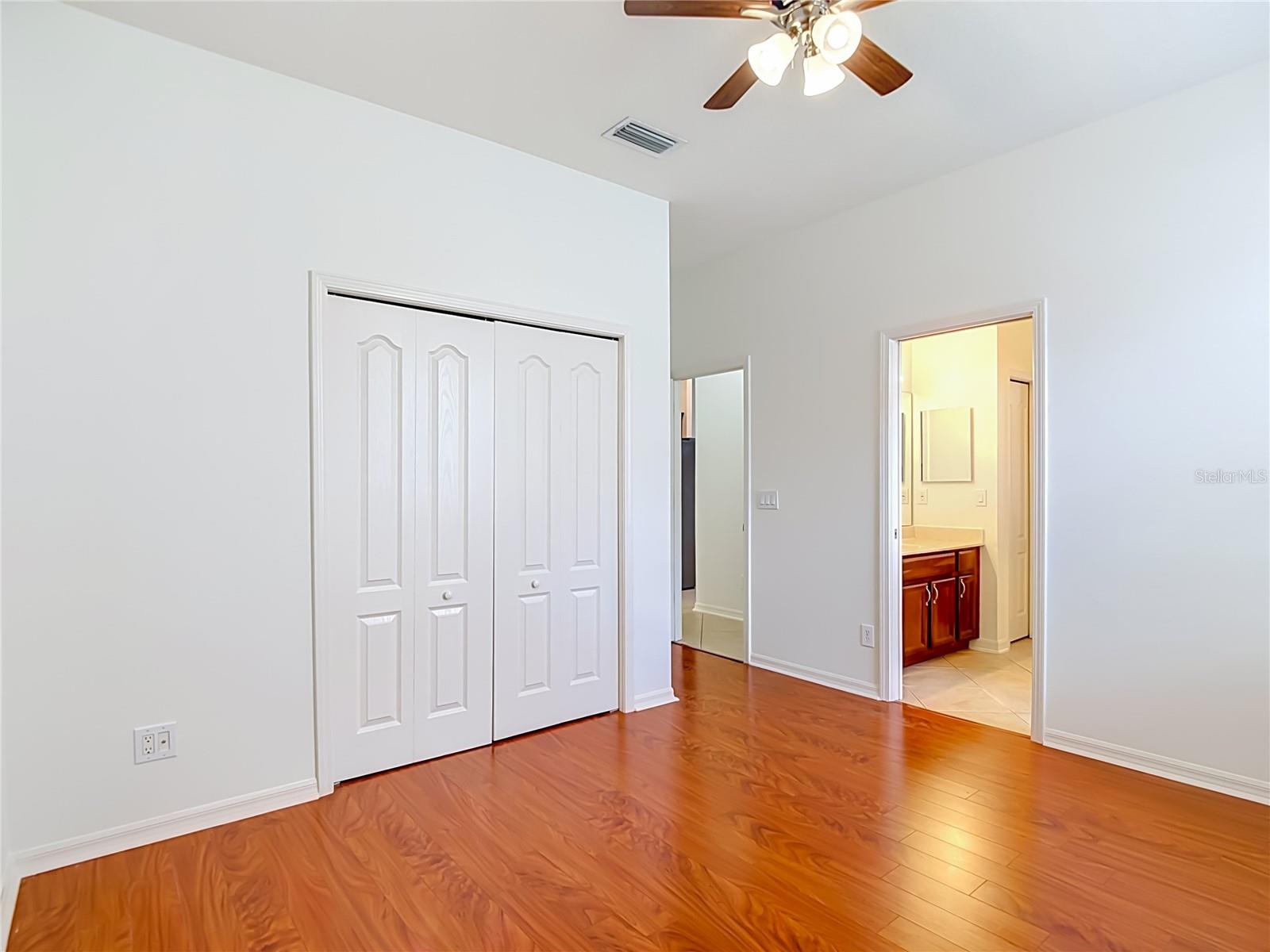 220 RONJA LN — photo 35