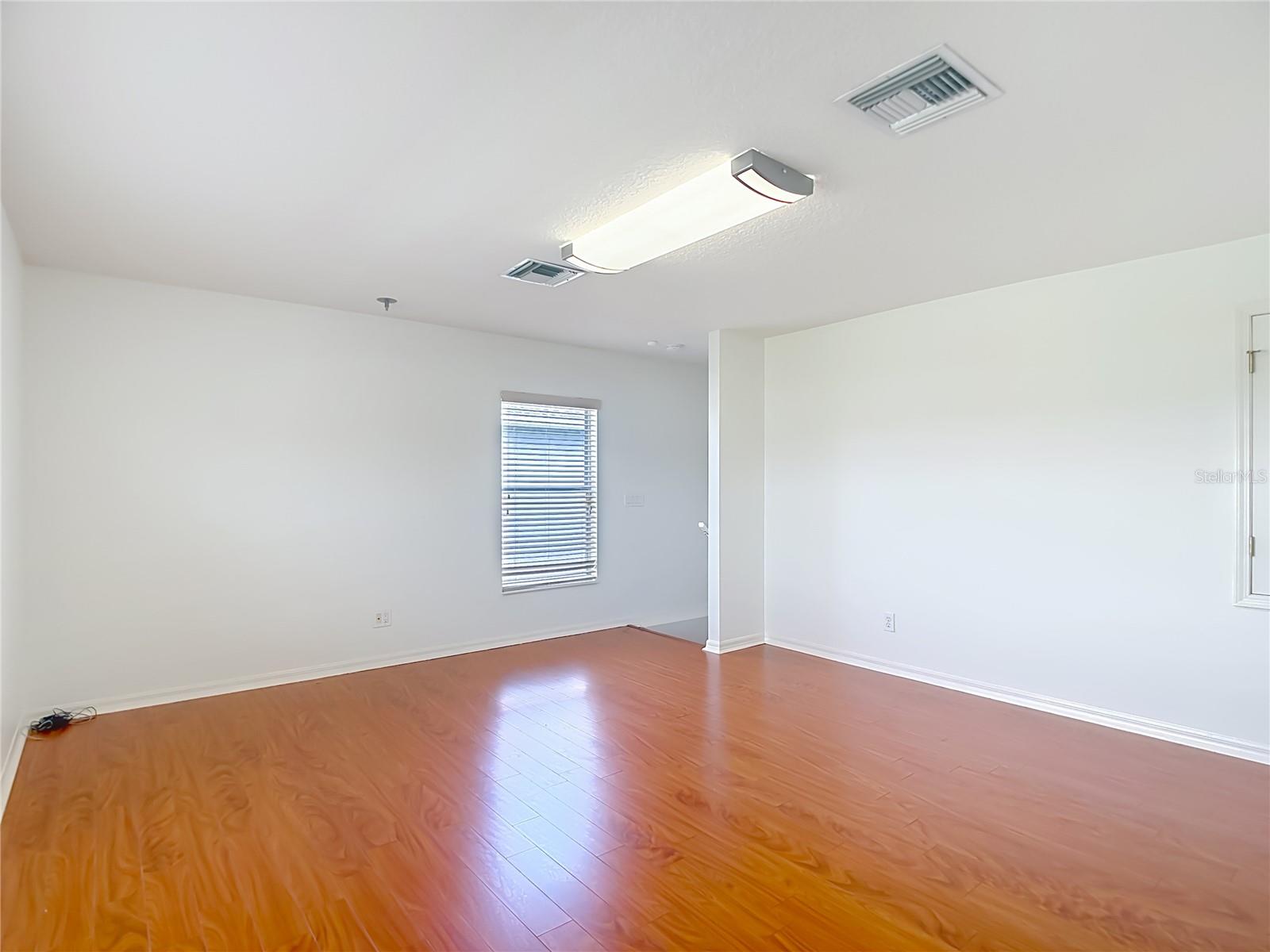 220 RONJA LN — photo 48