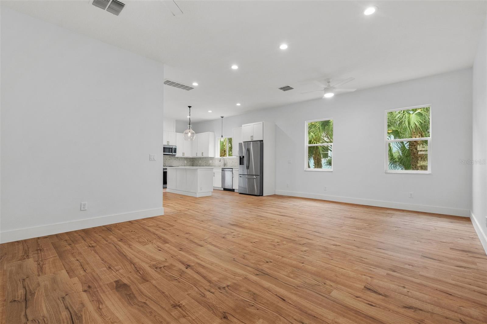 385 GEORGIA AVE — photo 20