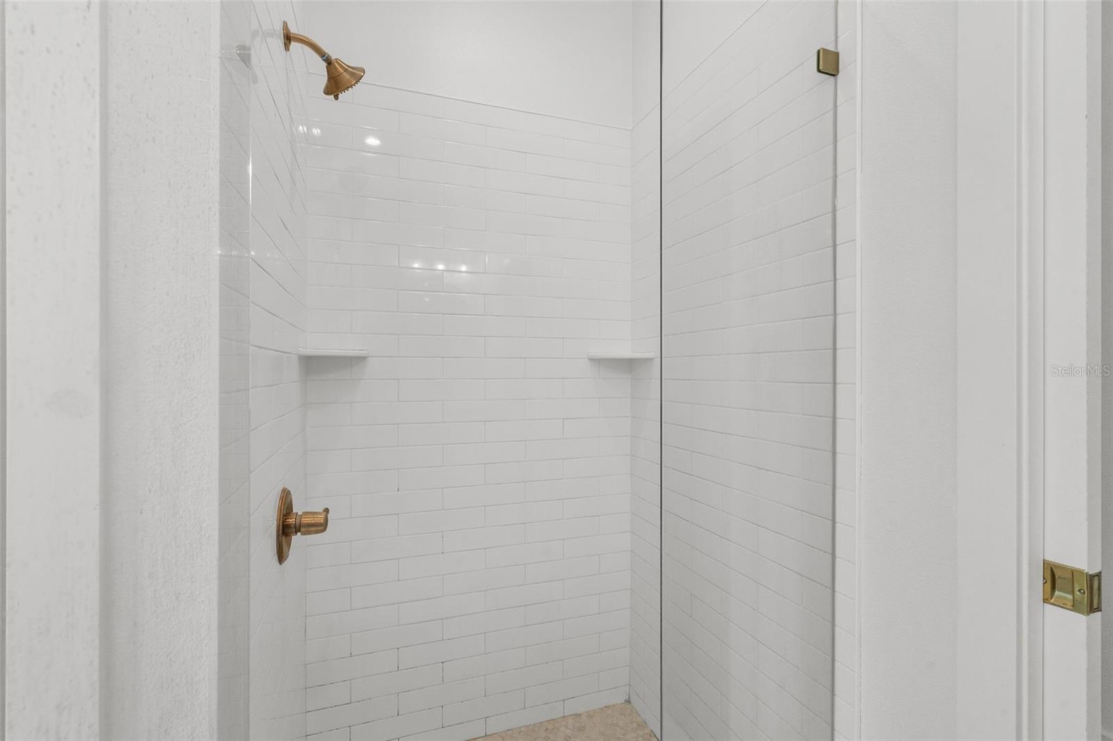 385 GEORGIA AVE — photo 39