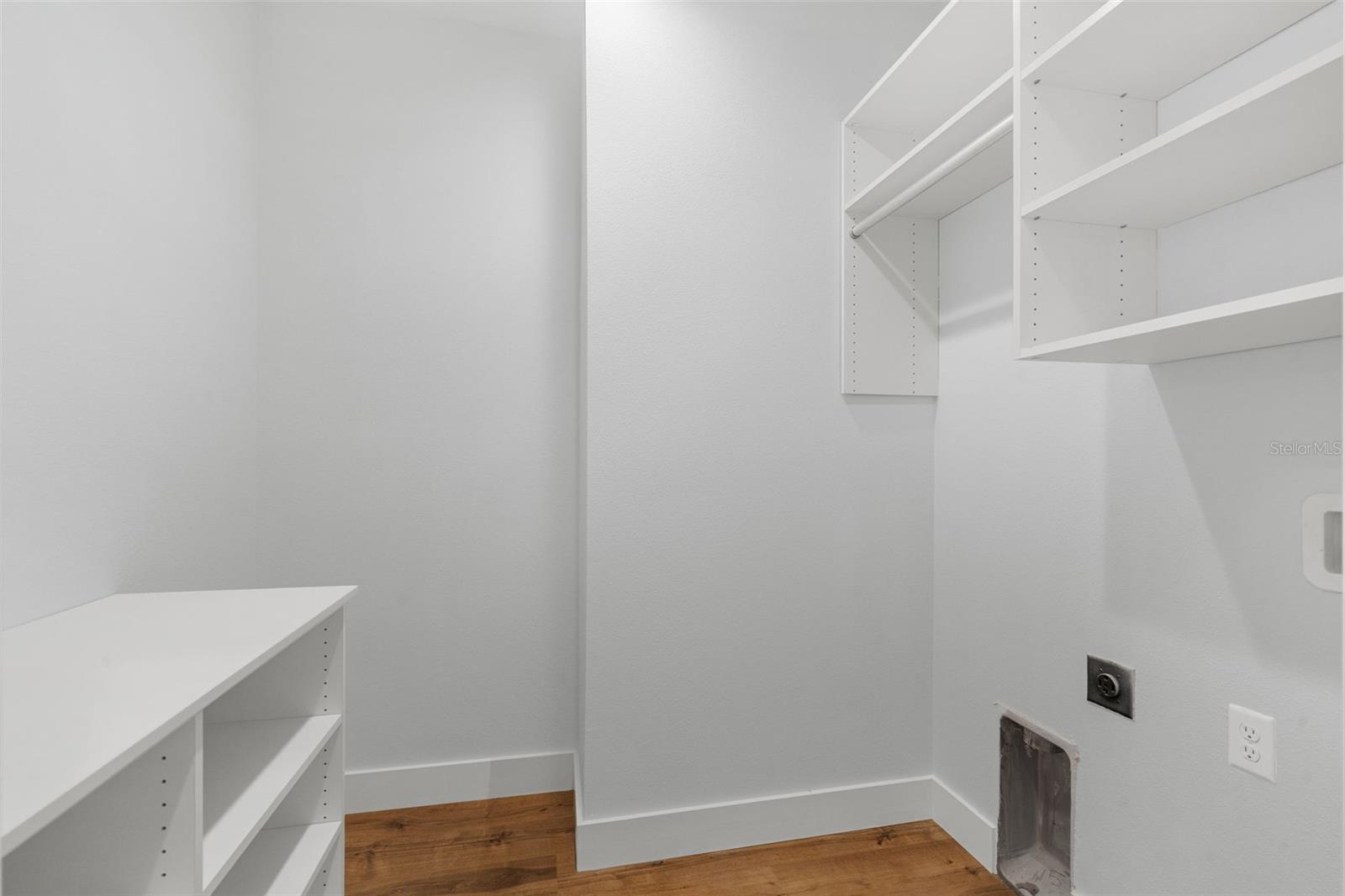 385 GEORGIA AVE — photo 33