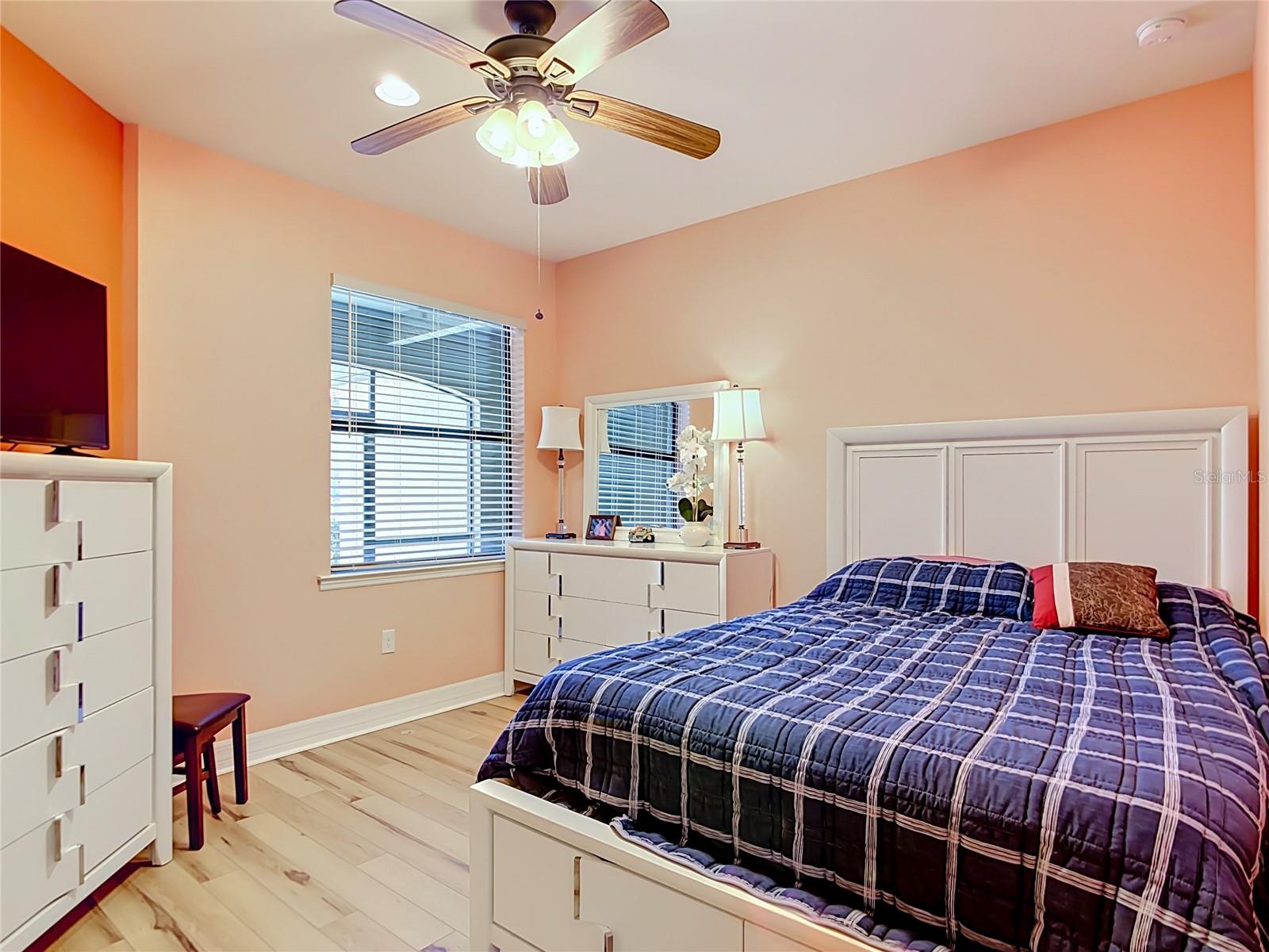 2590 OSWEGO DR — photo 20