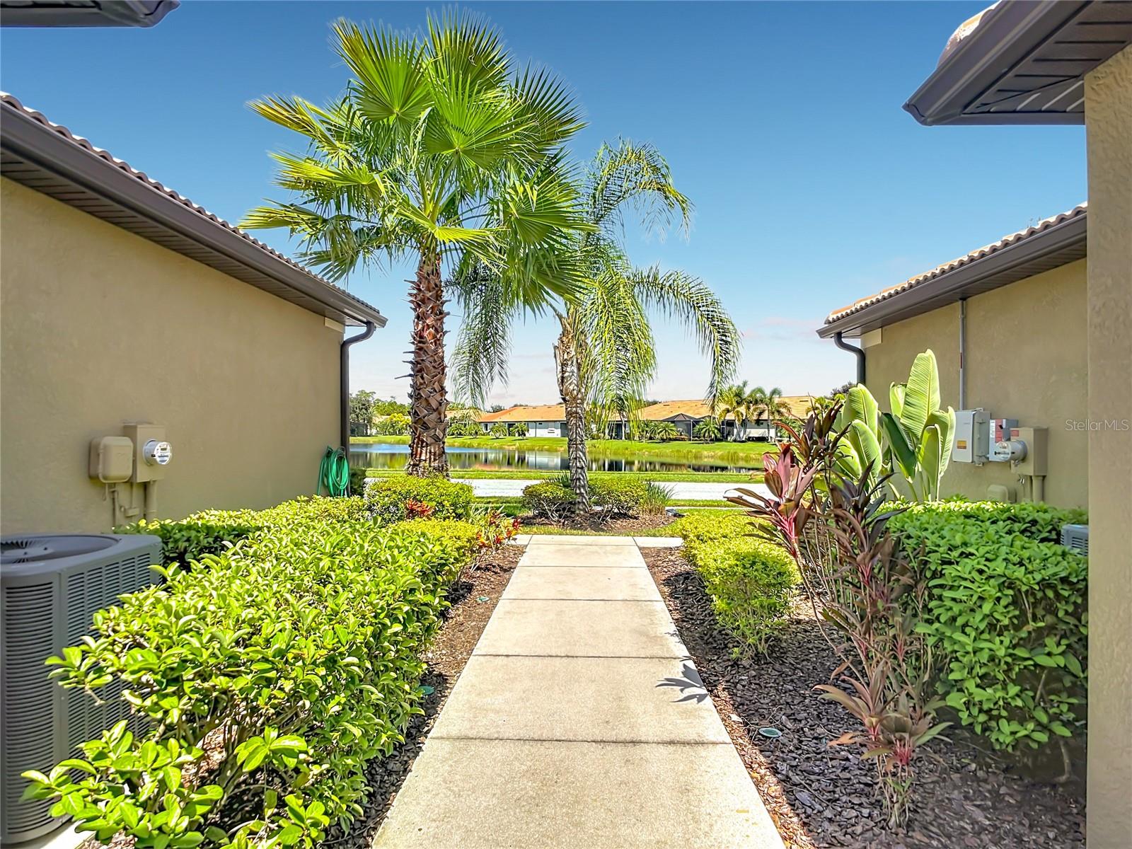 2590 OSWEGO DR — photo 4