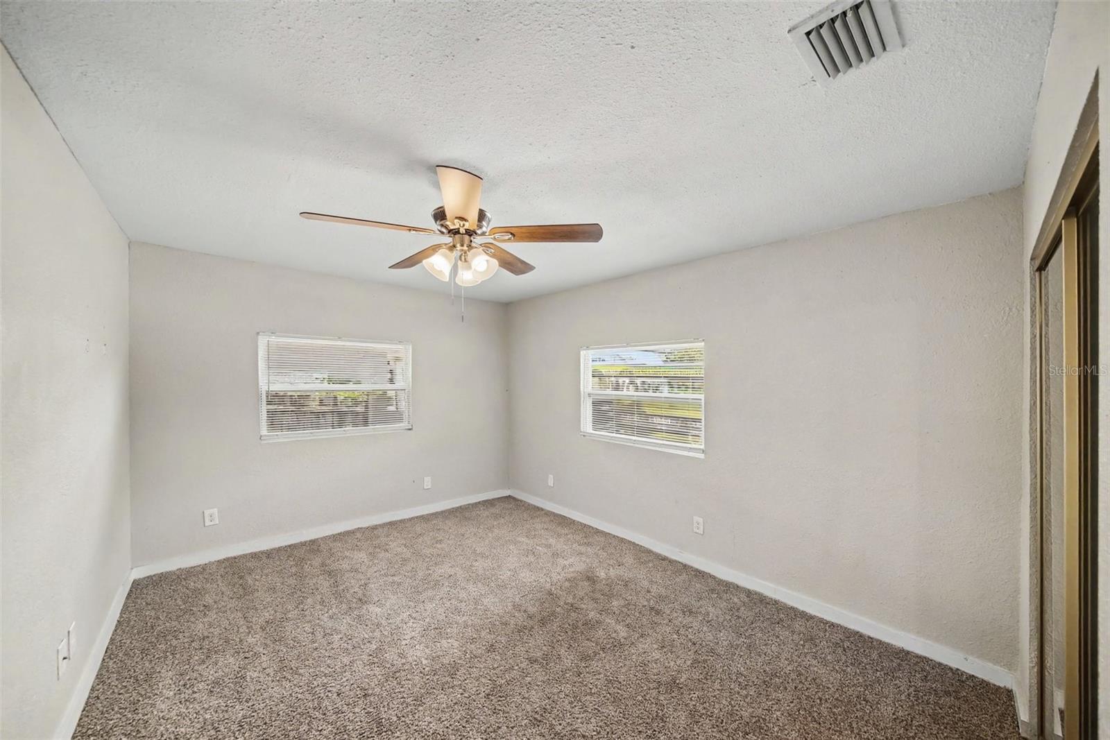 920 E DR MARTIN LUTHER KING JR BLVD — photo 21