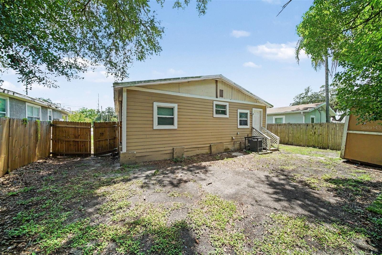 920 E DR MARTIN LUTHER KING JR BLVD — photo 26