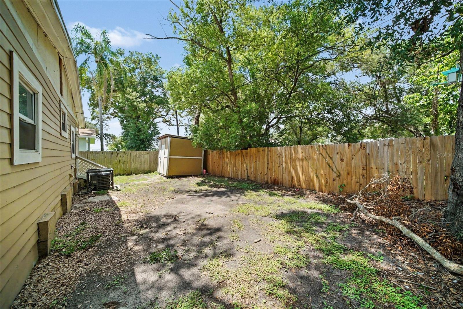 920 E DR MARTIN LUTHER KING JR BLVD — photo 24