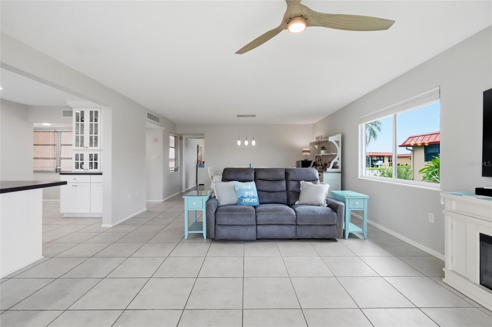 3844 CATALINA DR #3844 — photo 23