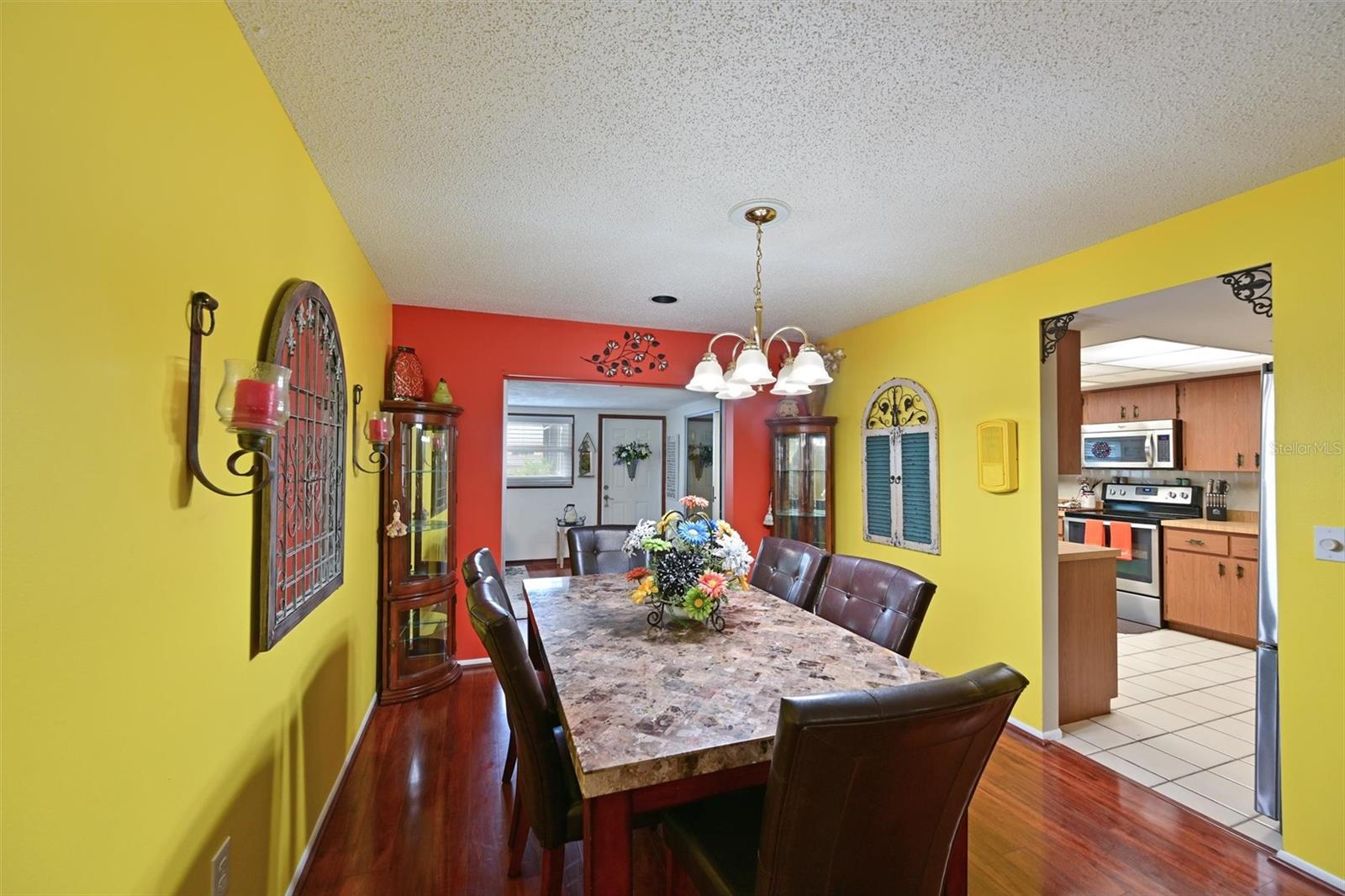 811 ALDERWOOD WAY — photo 7