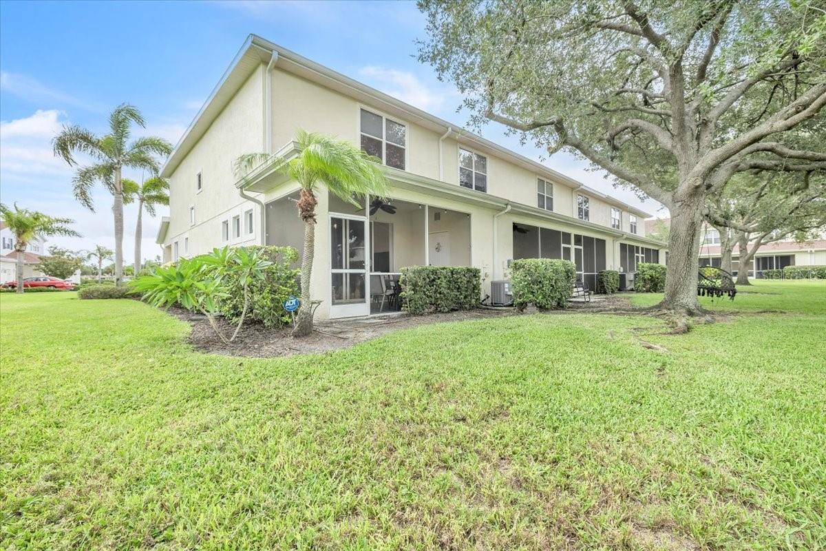 2345 FELICITY PL — photo 34