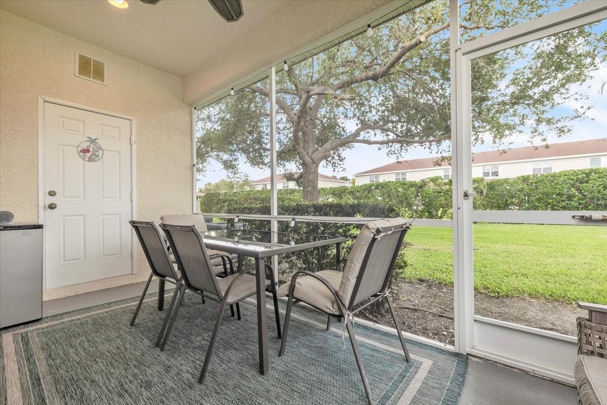 2345 FELICITY PL — photo 32