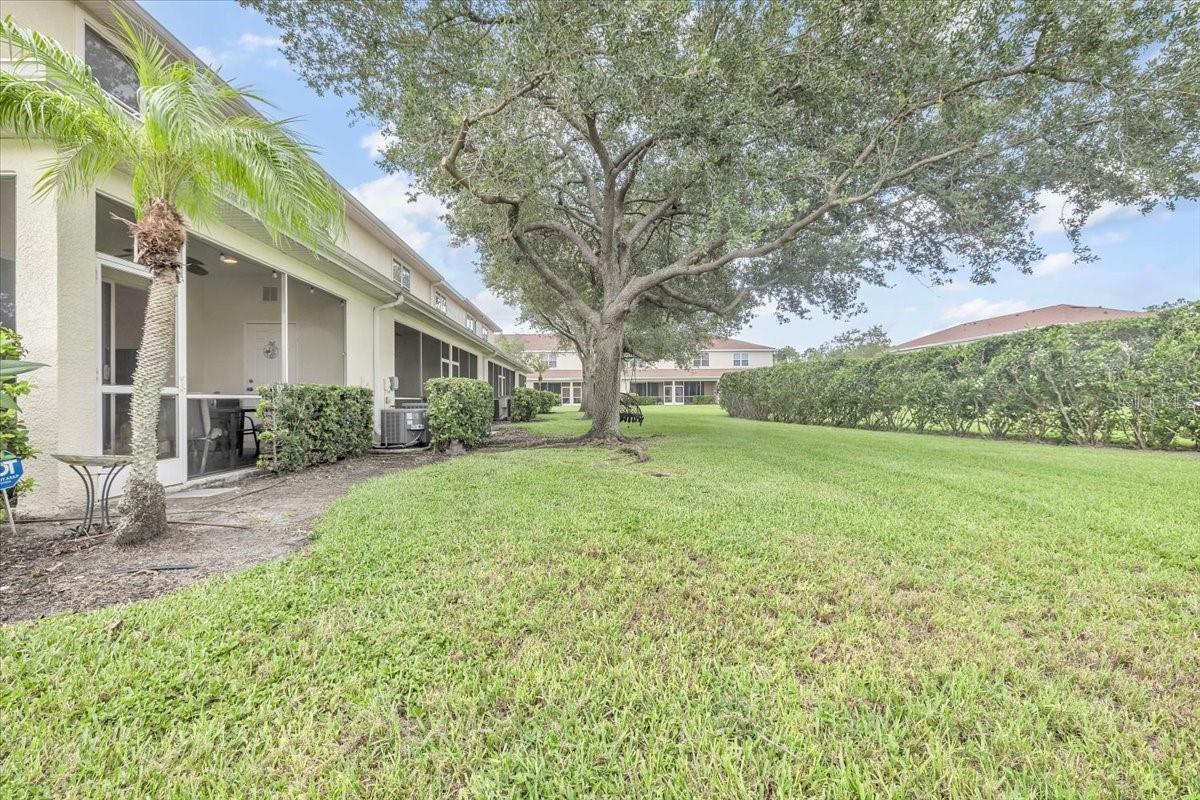 2345 FELICITY PL — photo 33