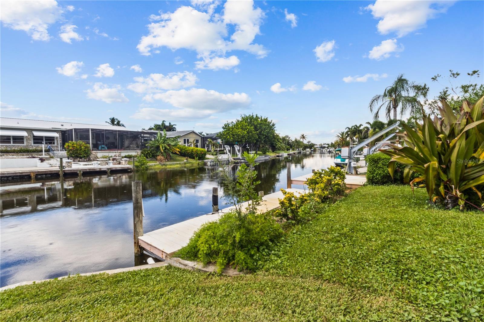 4612 CORAL LAKE DR — photo 31