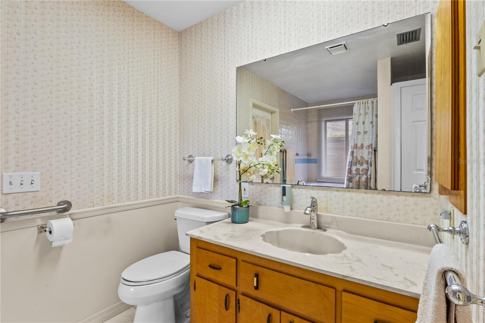 4612 CORAL LAKE DR — photo 18