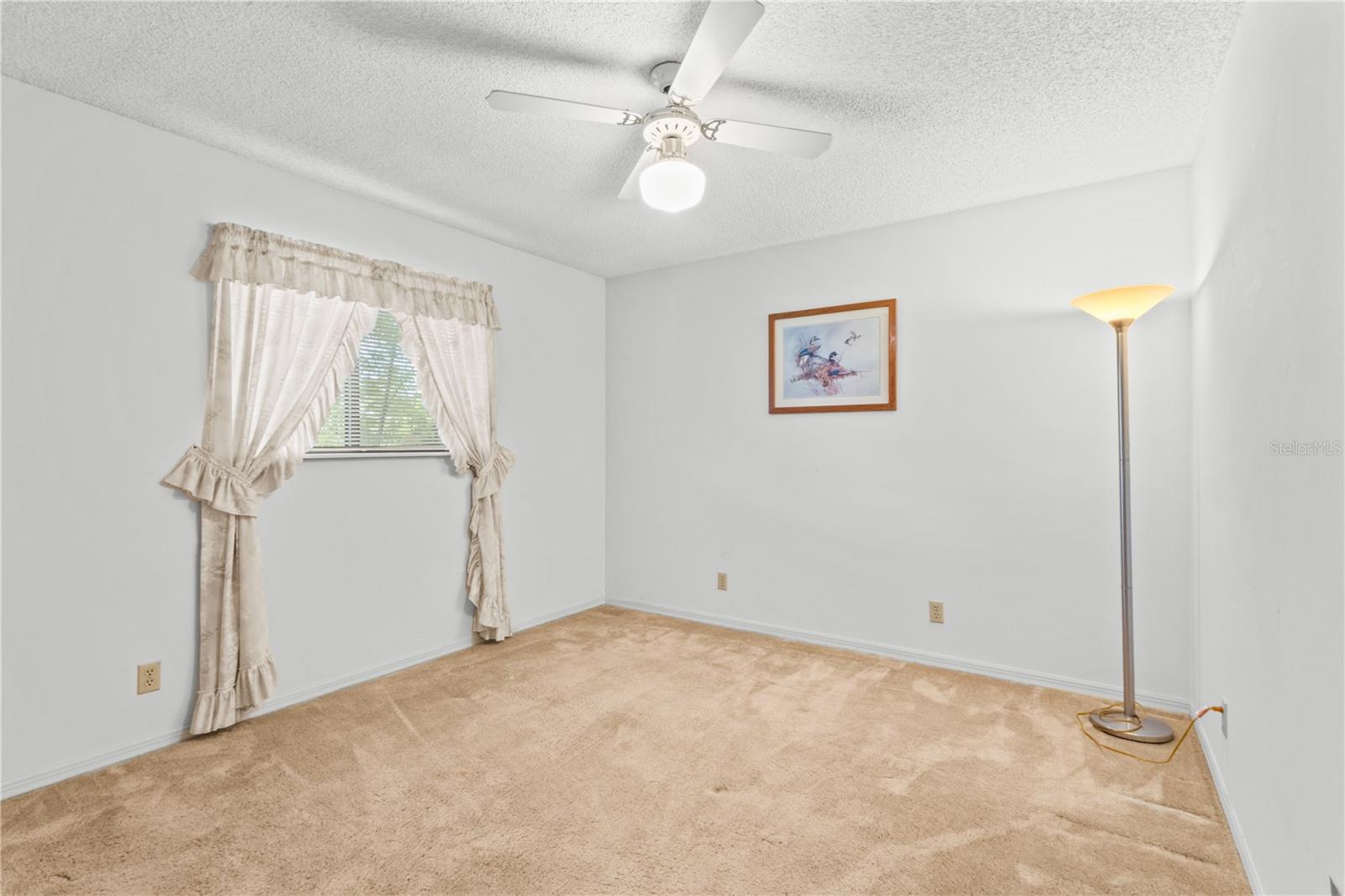 4612 CORAL LAKE DR — photo 22